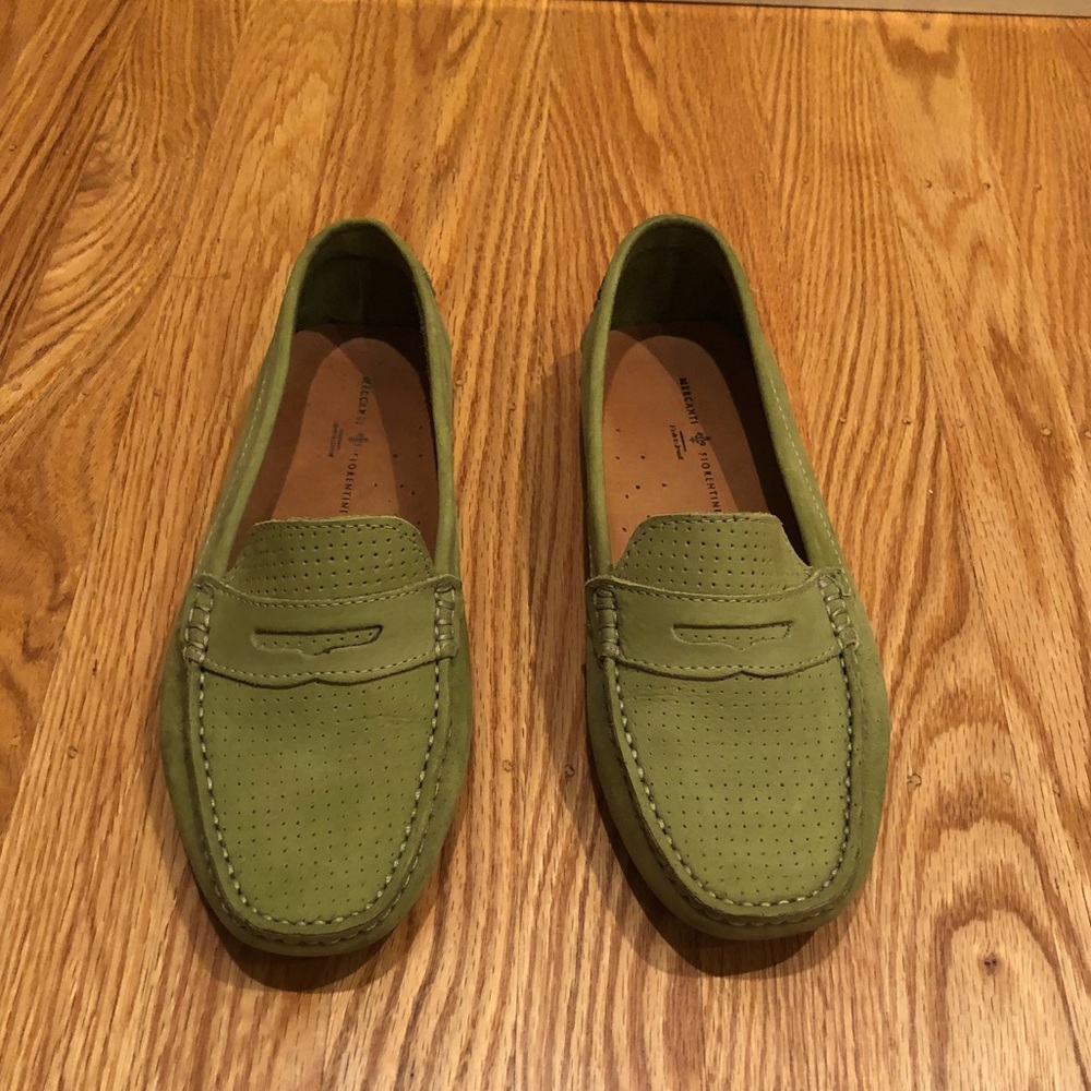 Green suede loafers EUC